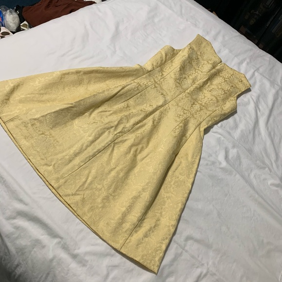 New York &Co. Eva Mendes Yellow Jacquard Dress - Picture 9 of 11